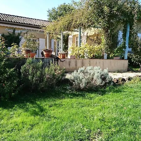 Le Paradis Frajou, Very Beautiful 200m2 Swimming Pool And Style Holiday home Saint-Frajou