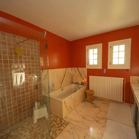 Holiday home Le Paradis Frajou, Very Beautiful 200m2 Swimming Pool And Style
