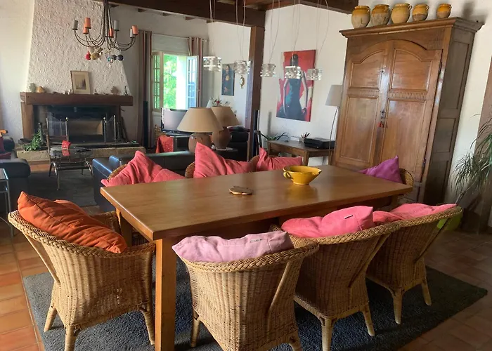 Villa Le Paradis - Saint Frajou בית נופש Saint-Frajou