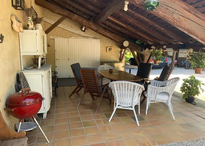 בית נופש Villa Le Paradis - Saint Frajou *